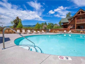 Smoky Retreat Vista w HotTub Pool Mountain View